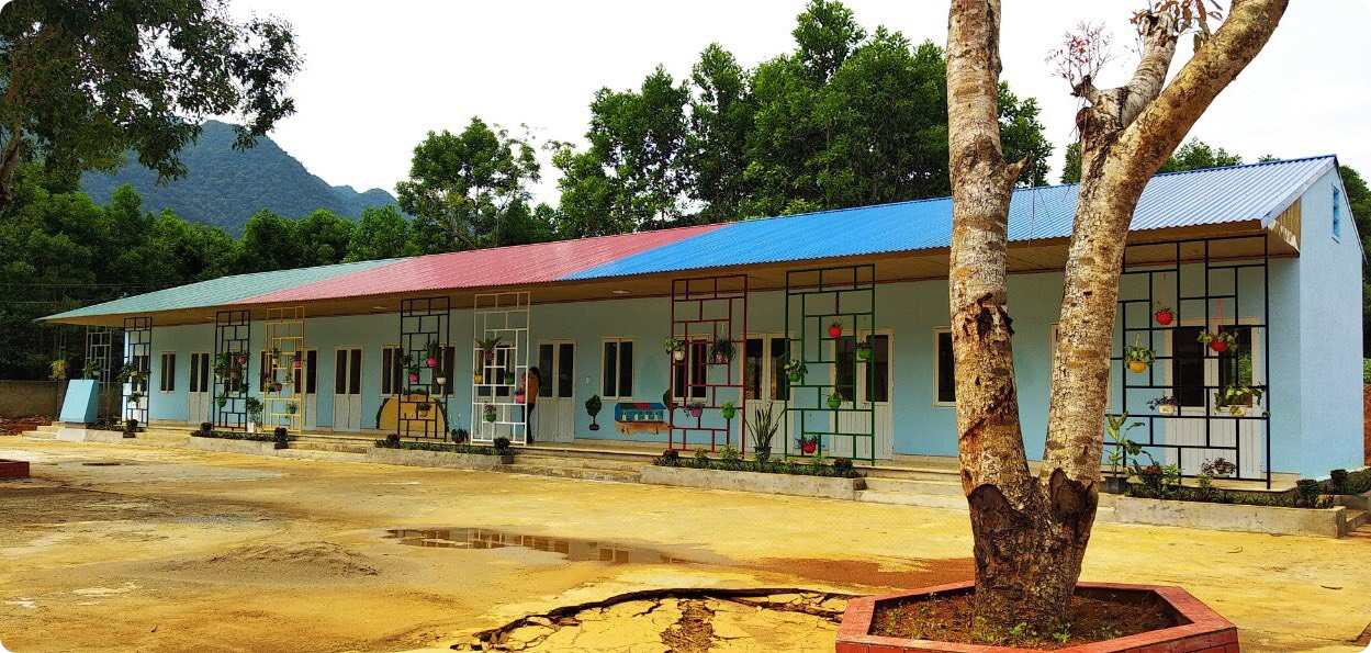 ベトナム学校校舎